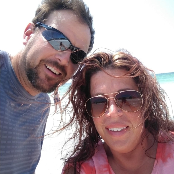 Meet your Posher, Dawn - Picture 1 of 1